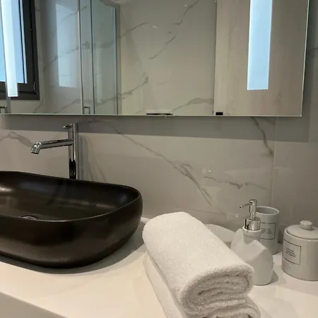 Luxury Διαμέρισμα *